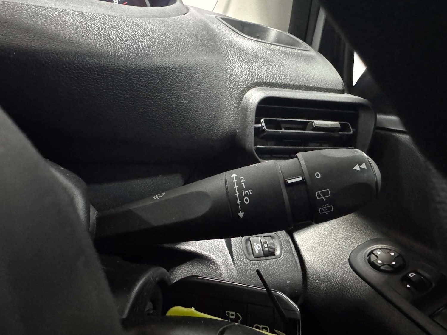 Used Peugeot Partner 2023 for sale - 76544293: Photo 11