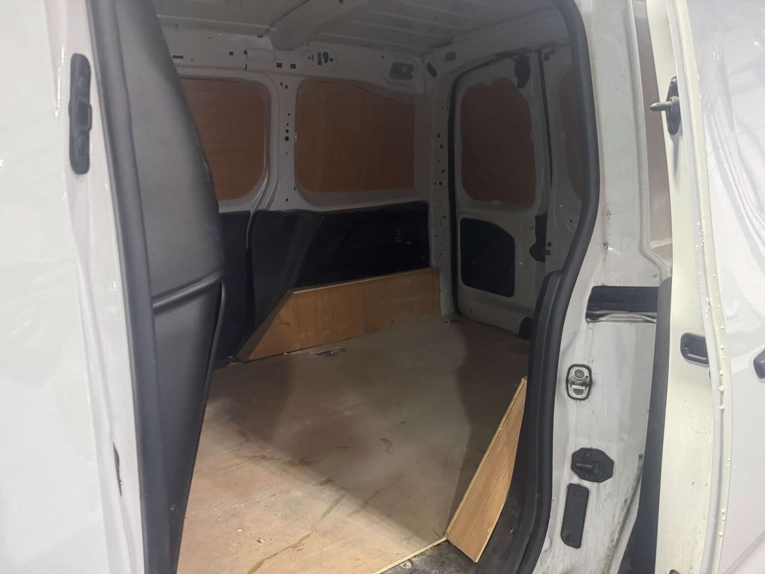 Used Peugeot Partner 2023 for sale - 76544293: Photo 20