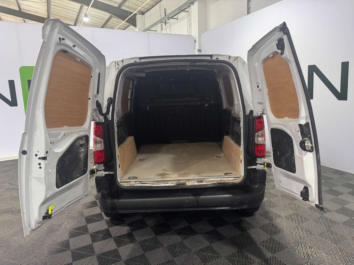 Used Peugeot Partner 2023 for sale - 76544293: Photo 22