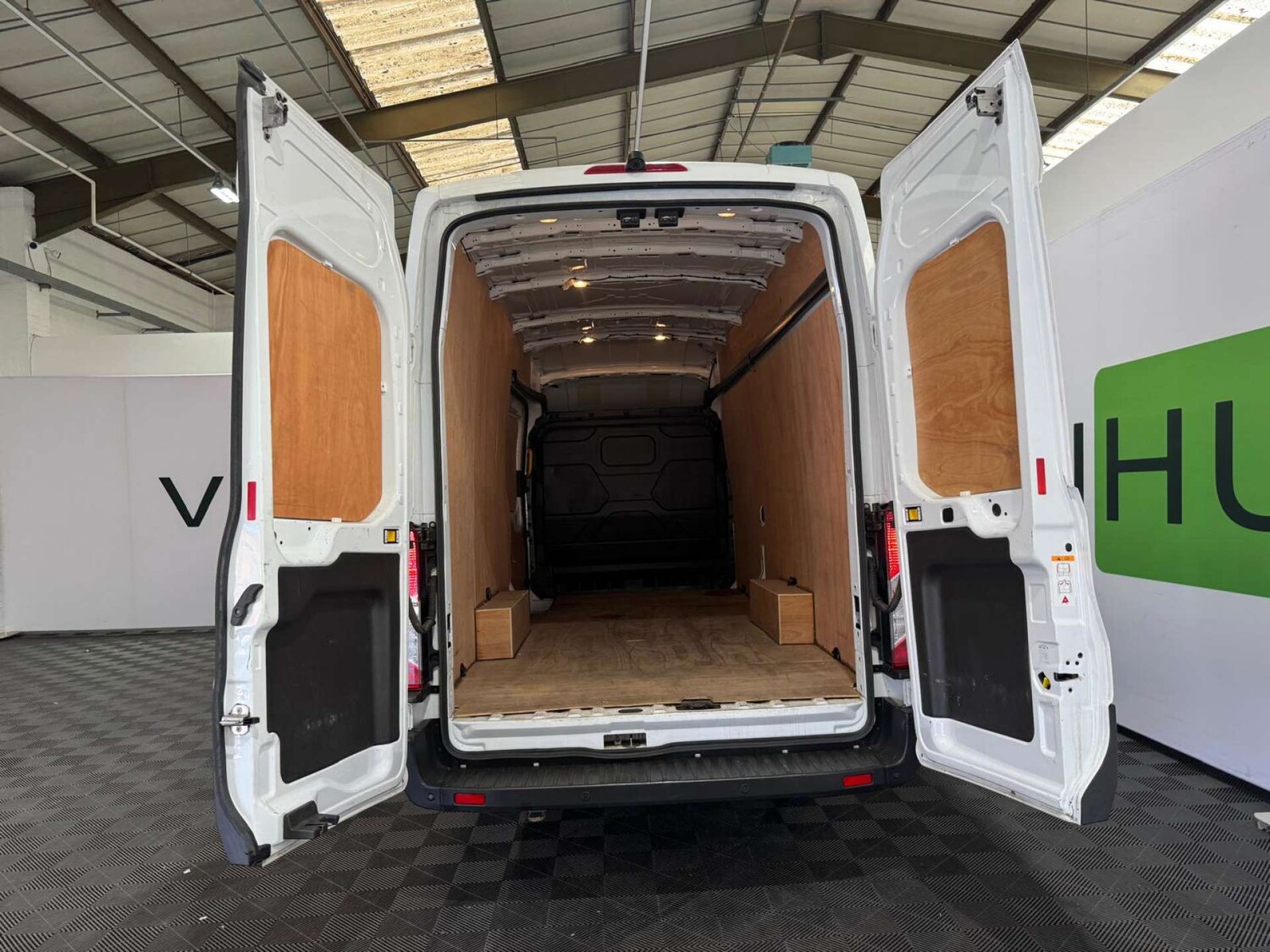 Used Ford Transit 2024 for sale - 76255856: Photo 10