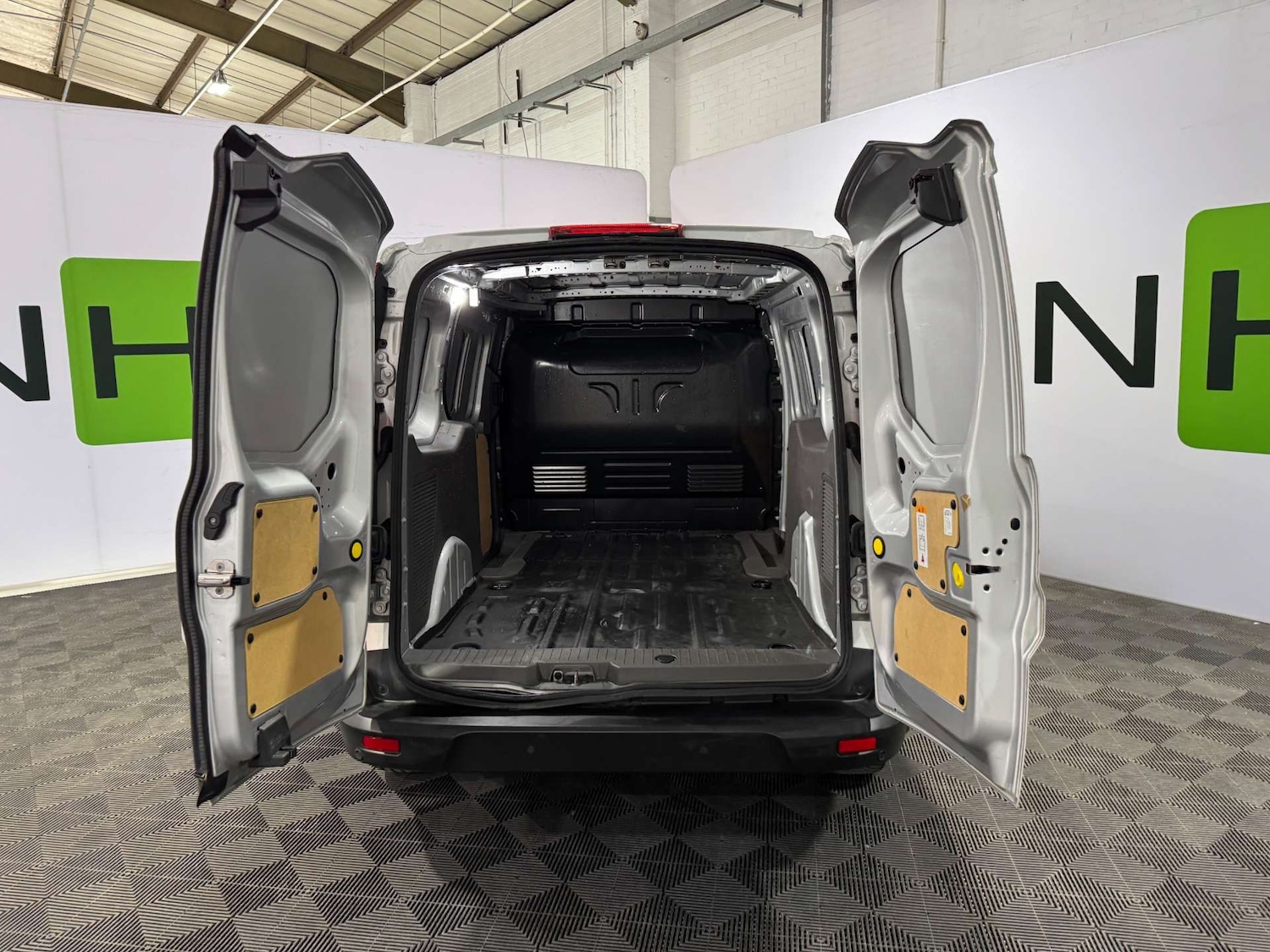 Used Ford Transit Connect 2024 for sale - 77045720: Photo 4