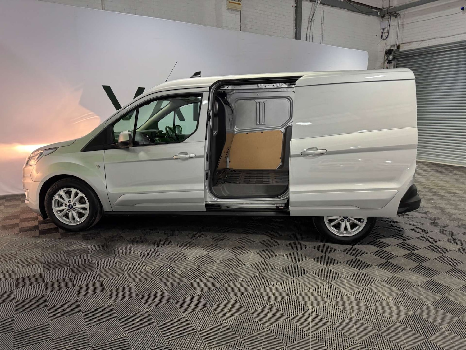 Used Ford Transit Connect 2024 for sale - 77045720: Photo 7
