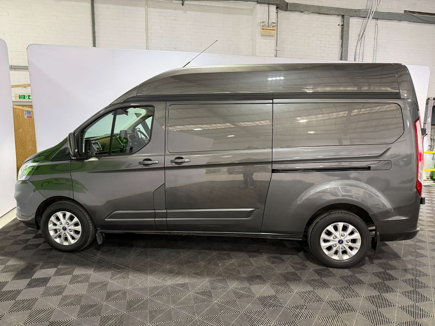 Used Ford Transit Custom 2023 for sale - 76910552: Photo 8