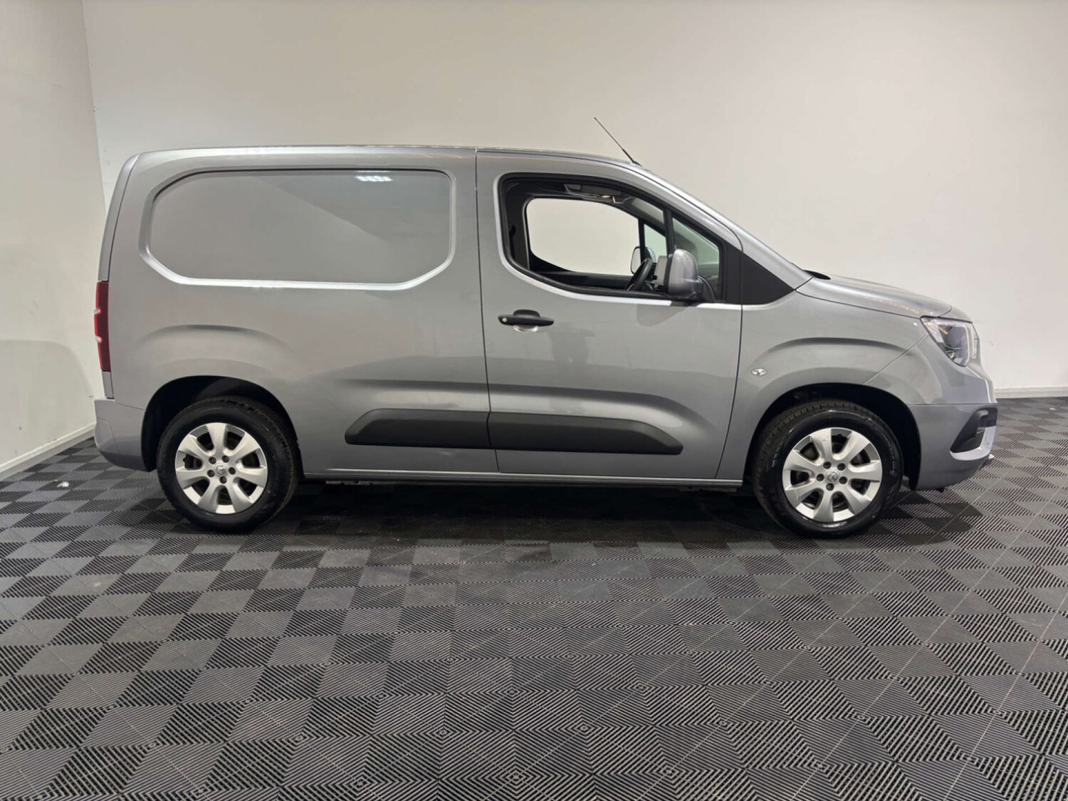 Used Vauxhall Combo 2021 for sale - 76601256: Photo 6