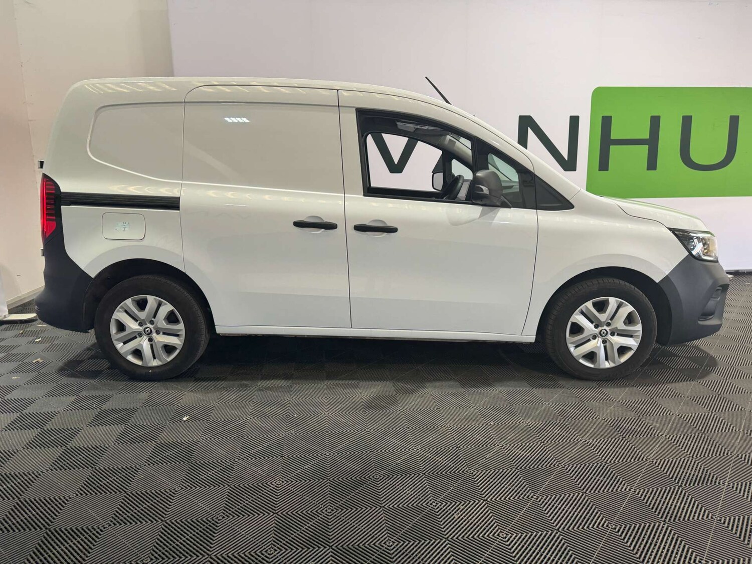 Vehicle 29