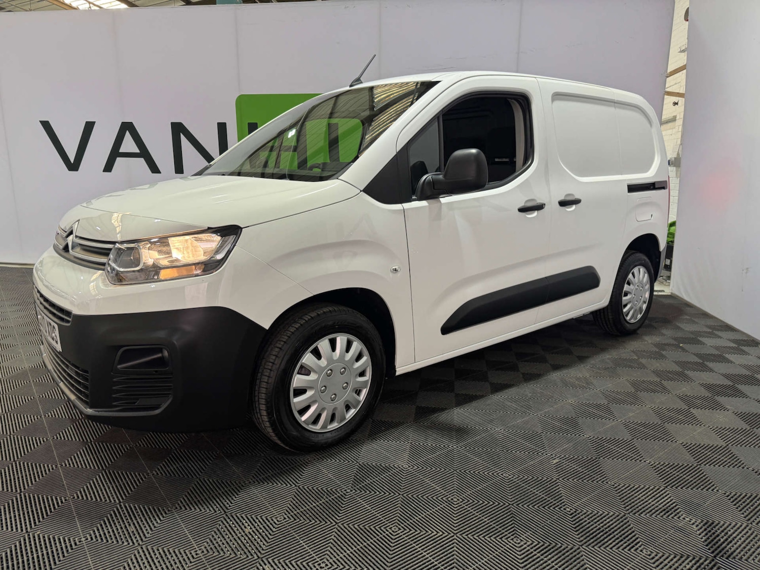 Used Citroen Berlingo 2020 for sale - 77765851: Photo 6