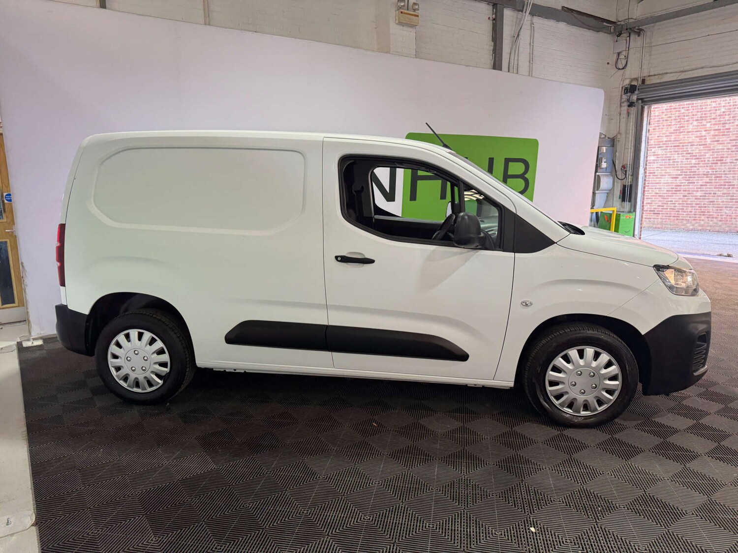 Used Citroen Berlingo 2020 for sale - 77765851: Photo 9