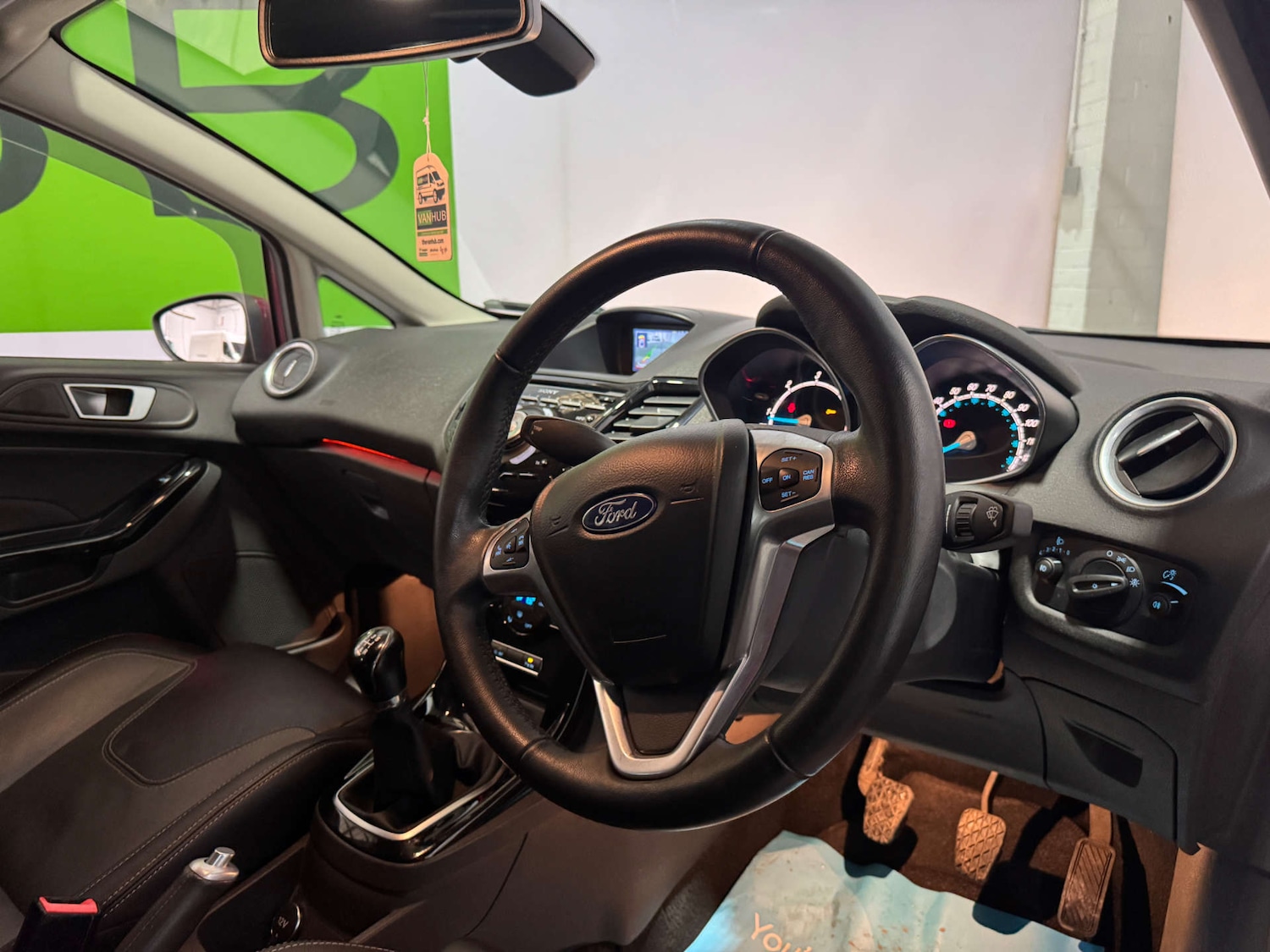 Used Ford Fiesta 2015 for sale - 77531869: Photo 2