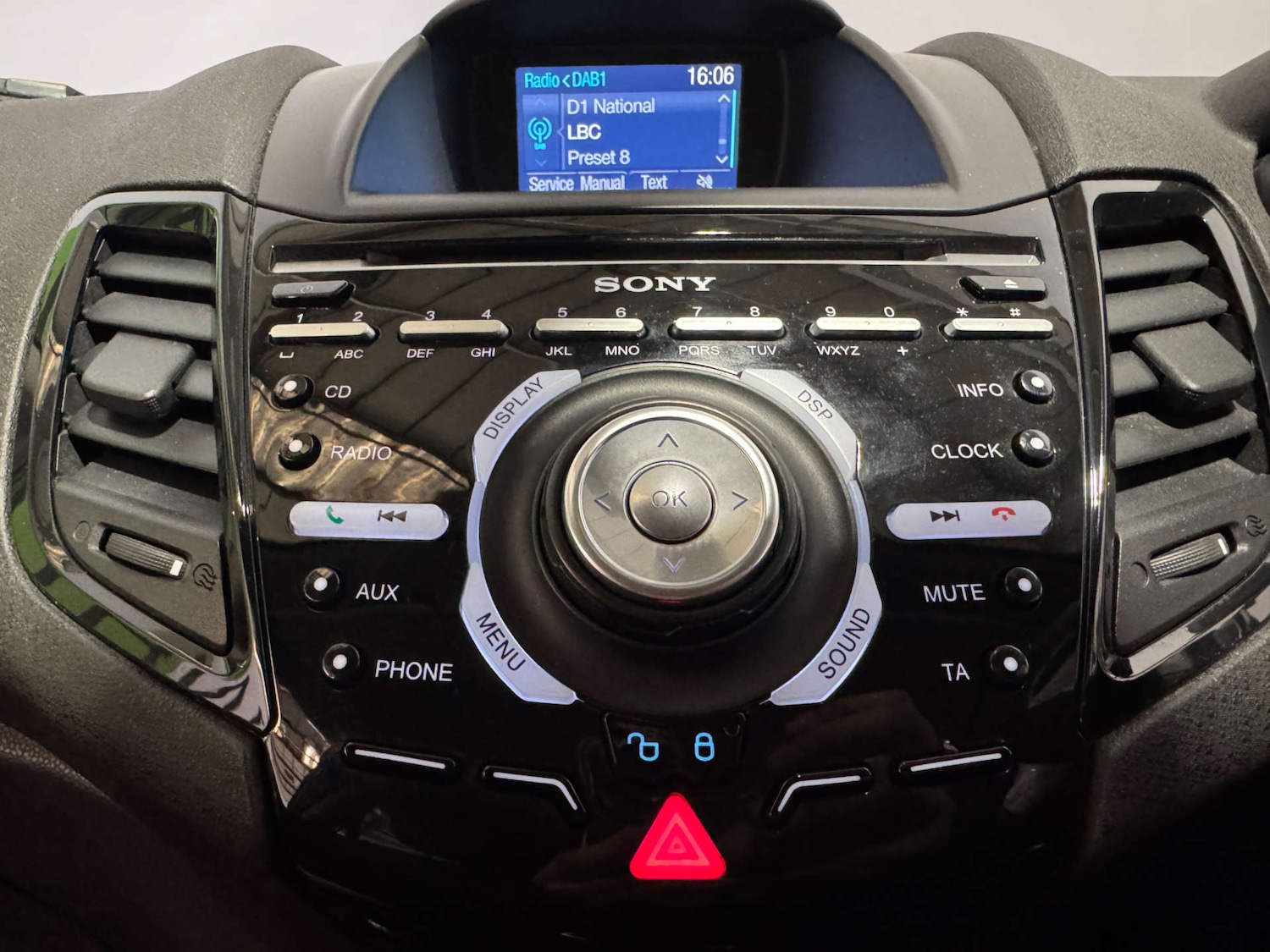 Used Ford Fiesta 2015 for sale - 77531869: Photo 23