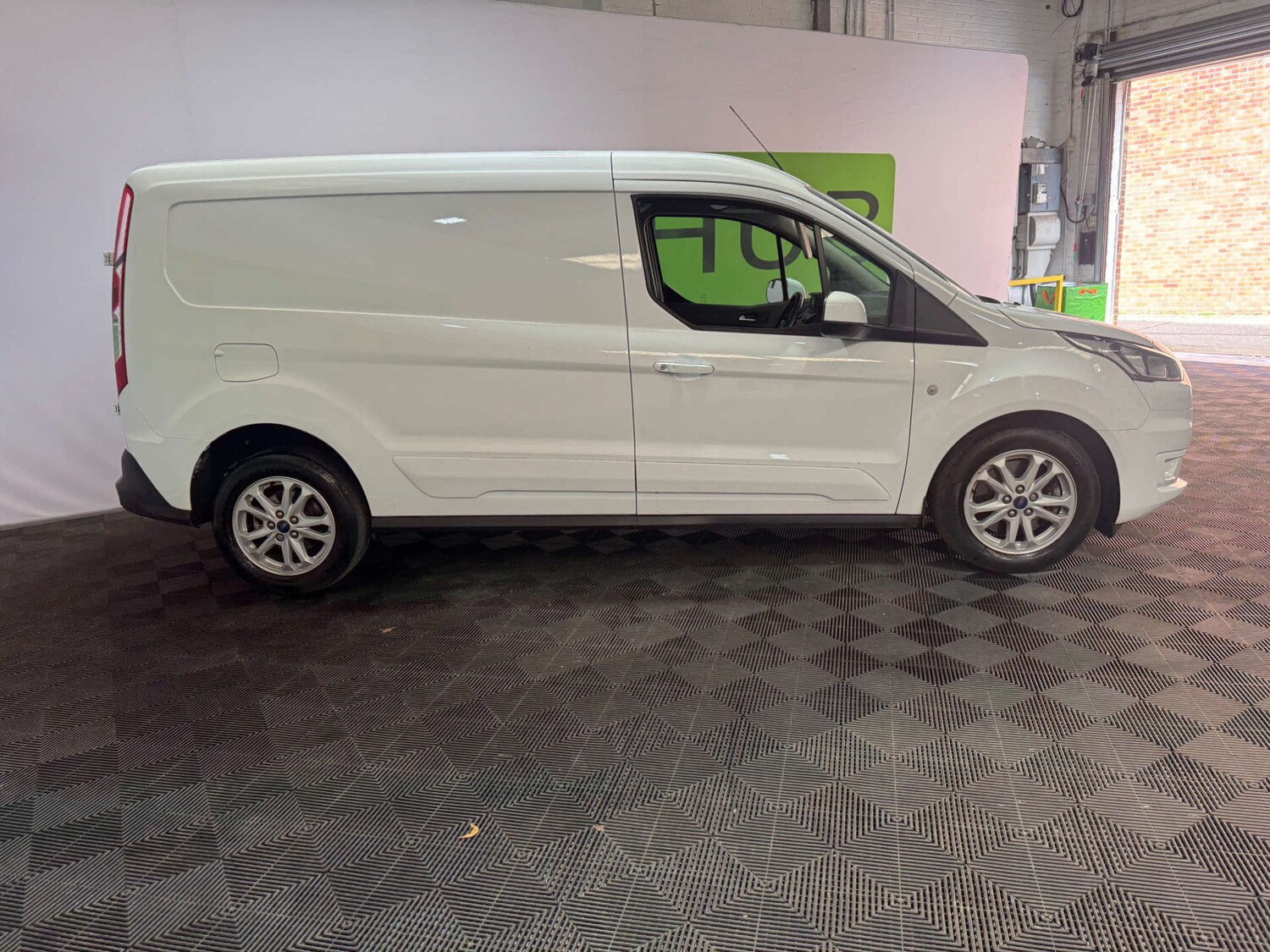 Used Ford Transit Connect 2024 for sale - 77960094: Photo 5