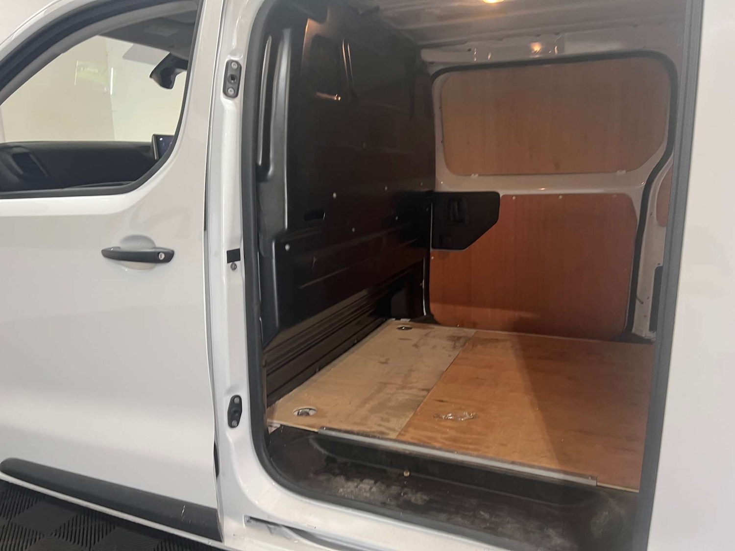 Vehicle 28