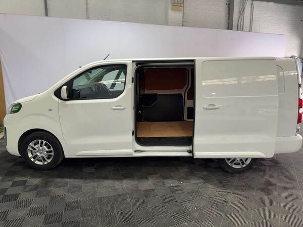 Used Vauxhall Vivaro 2020 for sale - 76197204: Photo 4