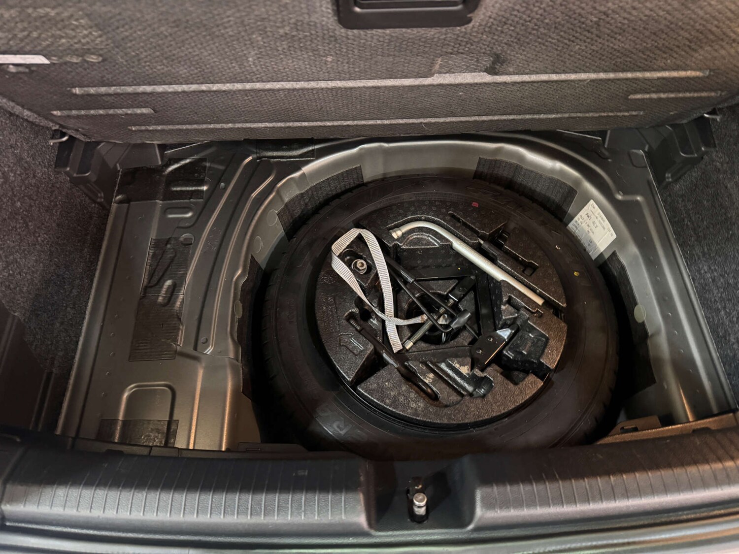 Used Volkswagen Polo 2019 for sale - 77640561: Photo 28