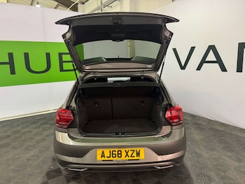 Used Volkswagen Polo 2019 for sale - 77640561: Photo