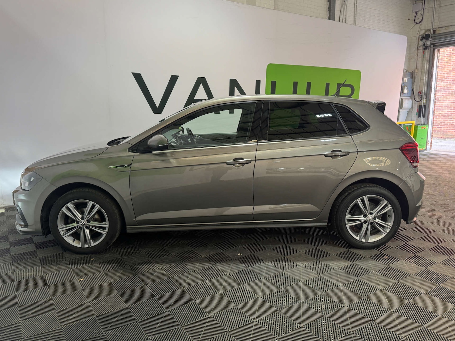 Used Volkswagen Polo 2019 for sale - 77640561: Photo 4