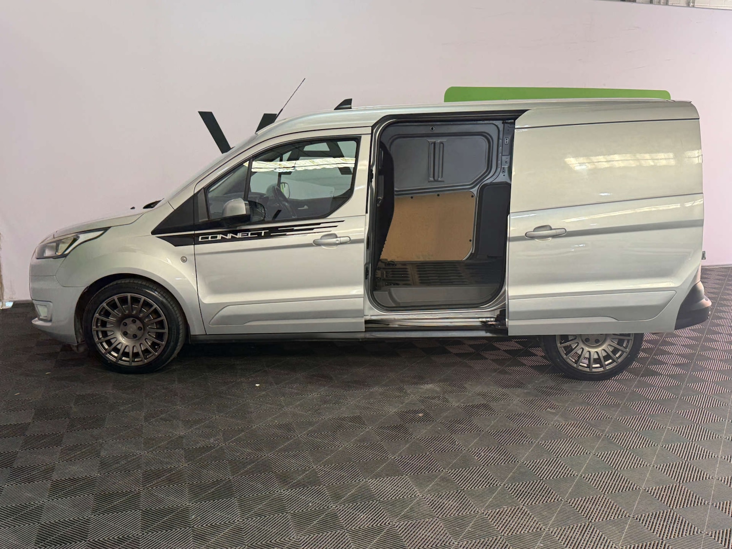 Used Ford Transit Connect 2023 for sale - 77531856: Photo 10