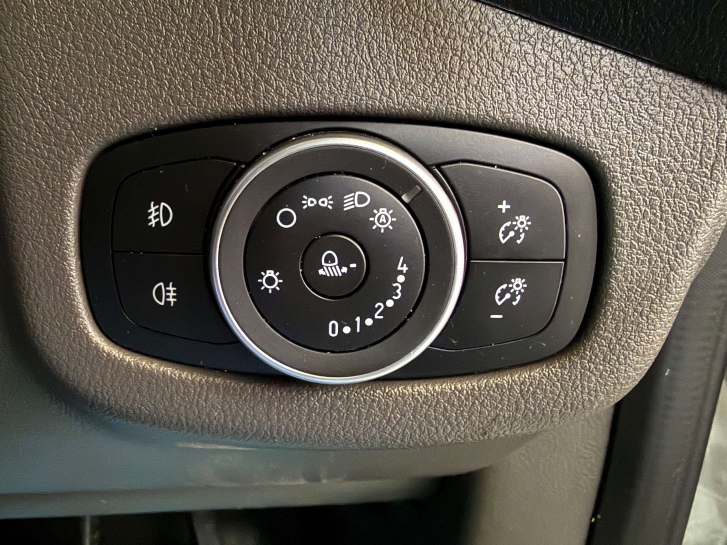 Used Ford Transit Connect 2023 for sale - 77531856: Photo 18