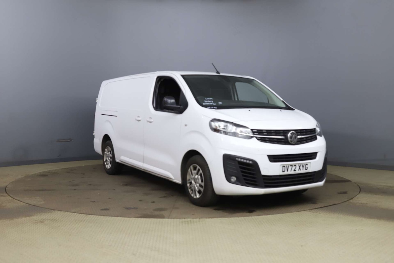 Used Vauxhall Vivaro 2022 for sale - 76465960: Photo 1