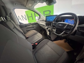 Used Ford Transit Custom 2024 for sale - 78760689: Photo