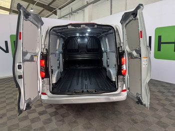 Used Ford Transit Custom 2024 for sale - 78760689: Photo