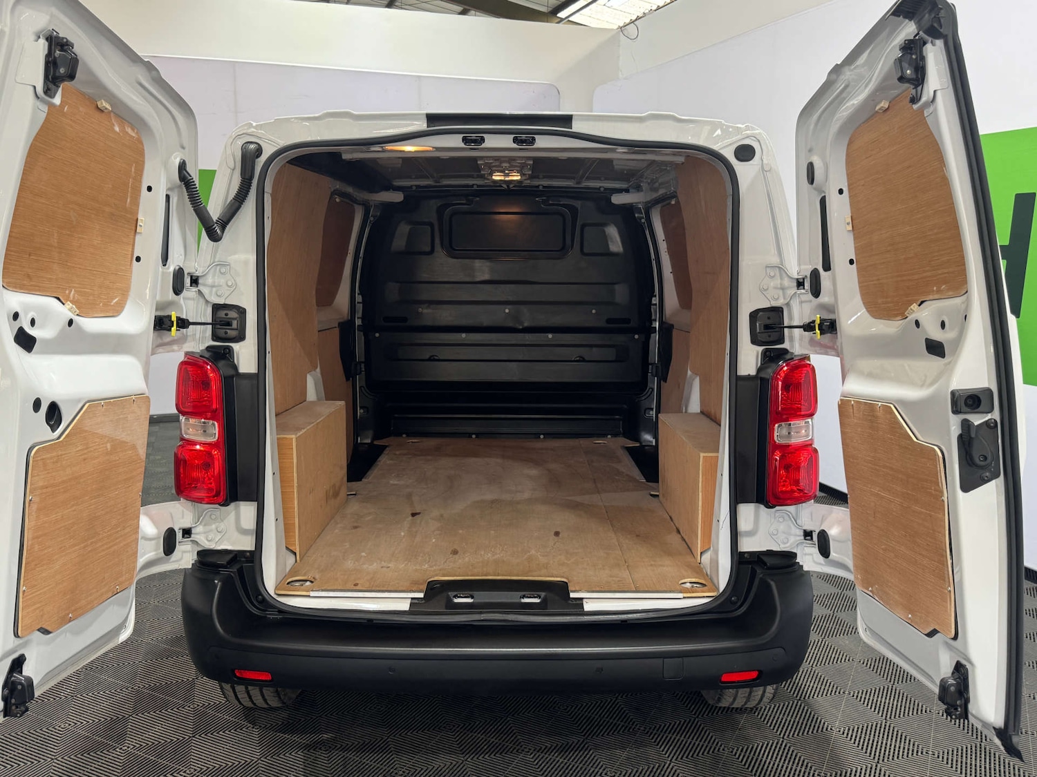 Used Citroen Dispatch 2023 for sale - 77326063: Photo 35