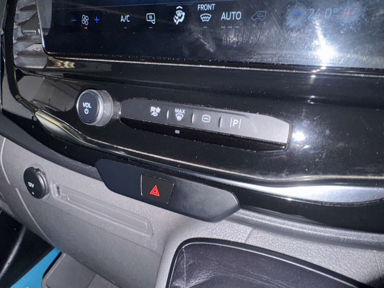 Used Ford Transit 2024 for sale - 77449526: Photo 38