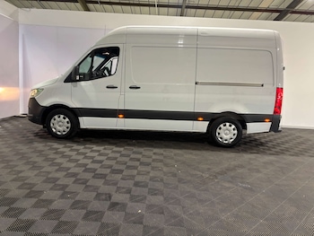 Used Mercedes-Benz Sprinter 2023 for sale - 76653950: Photo
