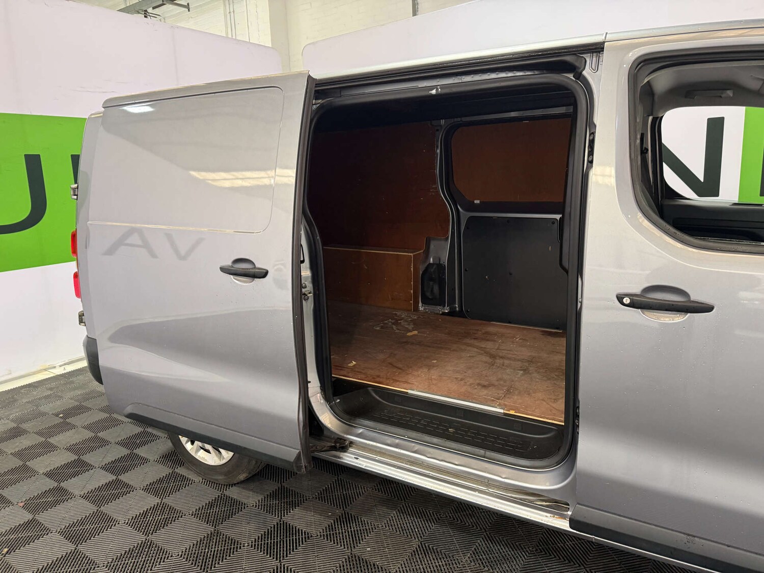 Used Vauxhall Vivaro 2020 for sale - 76601870: Photo 33