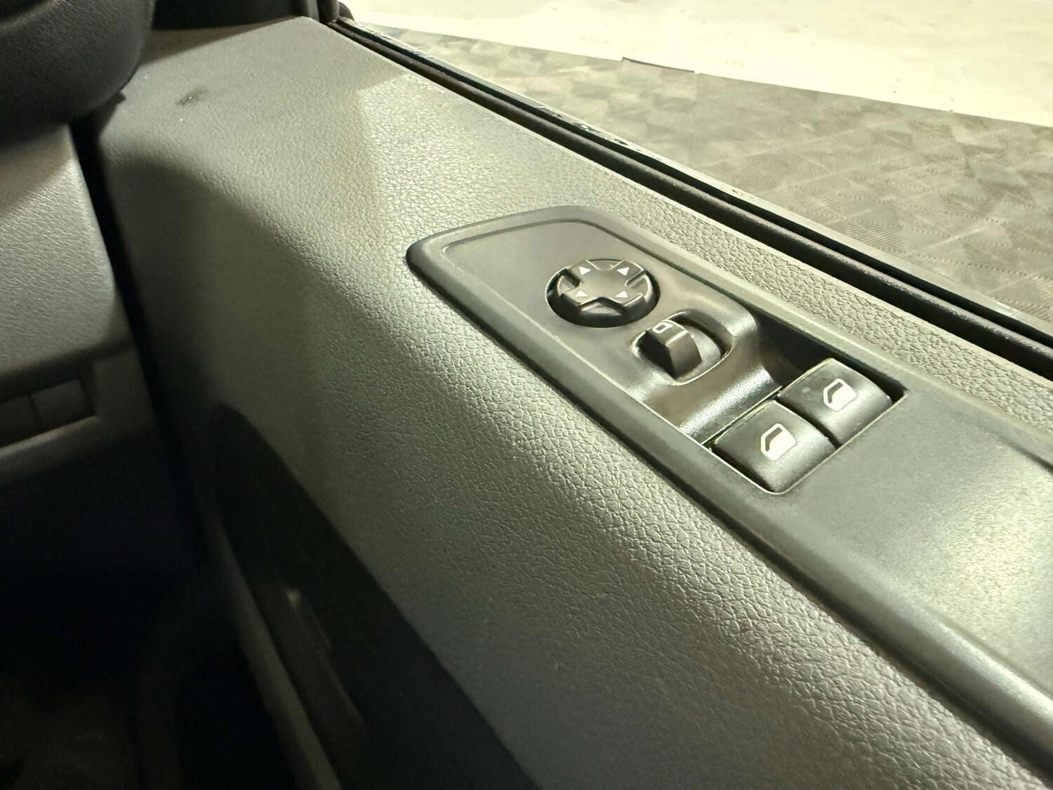 Used Vauxhall Vivaro 2020 for sale - 76601870: Photo 8