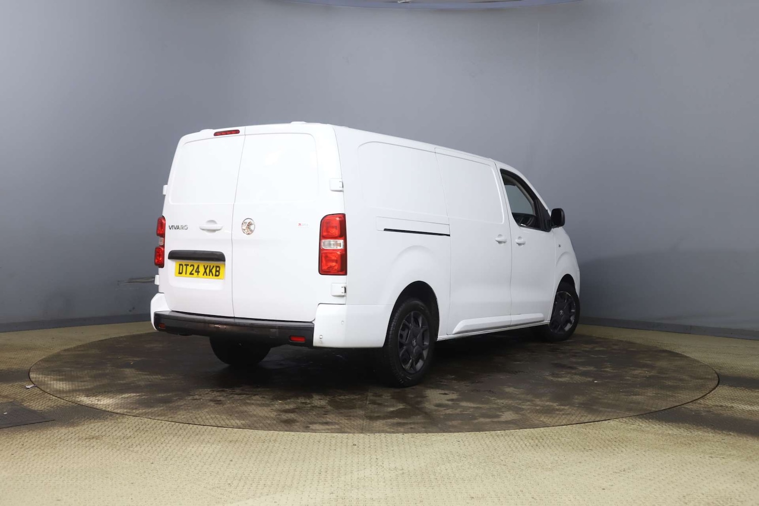 Used Vauxhall Vivaro 2024 for sale - 77272740: Photo 6