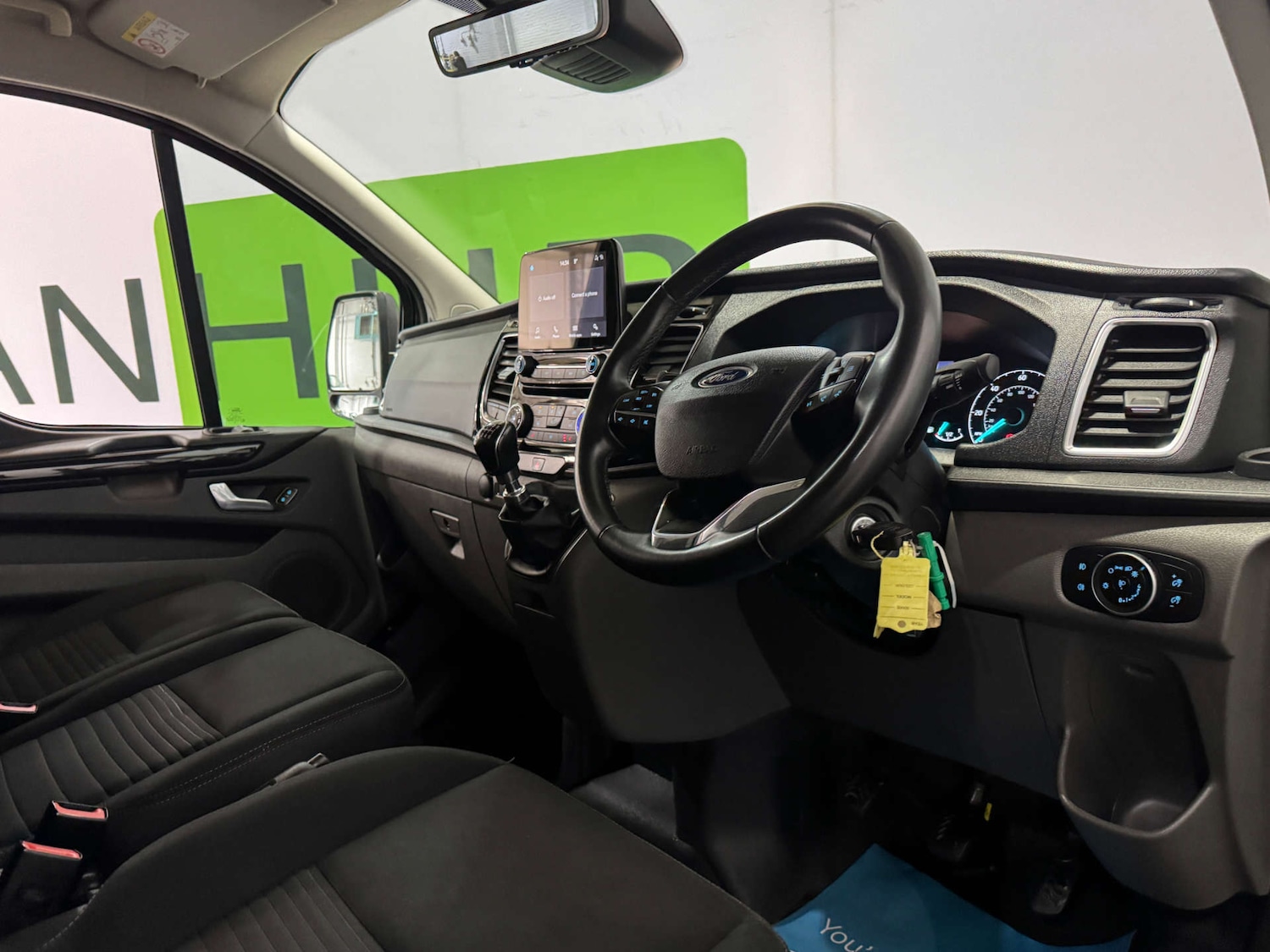 Used Ford Transit Custom 2023 for sale - 77262752: Photo 2
