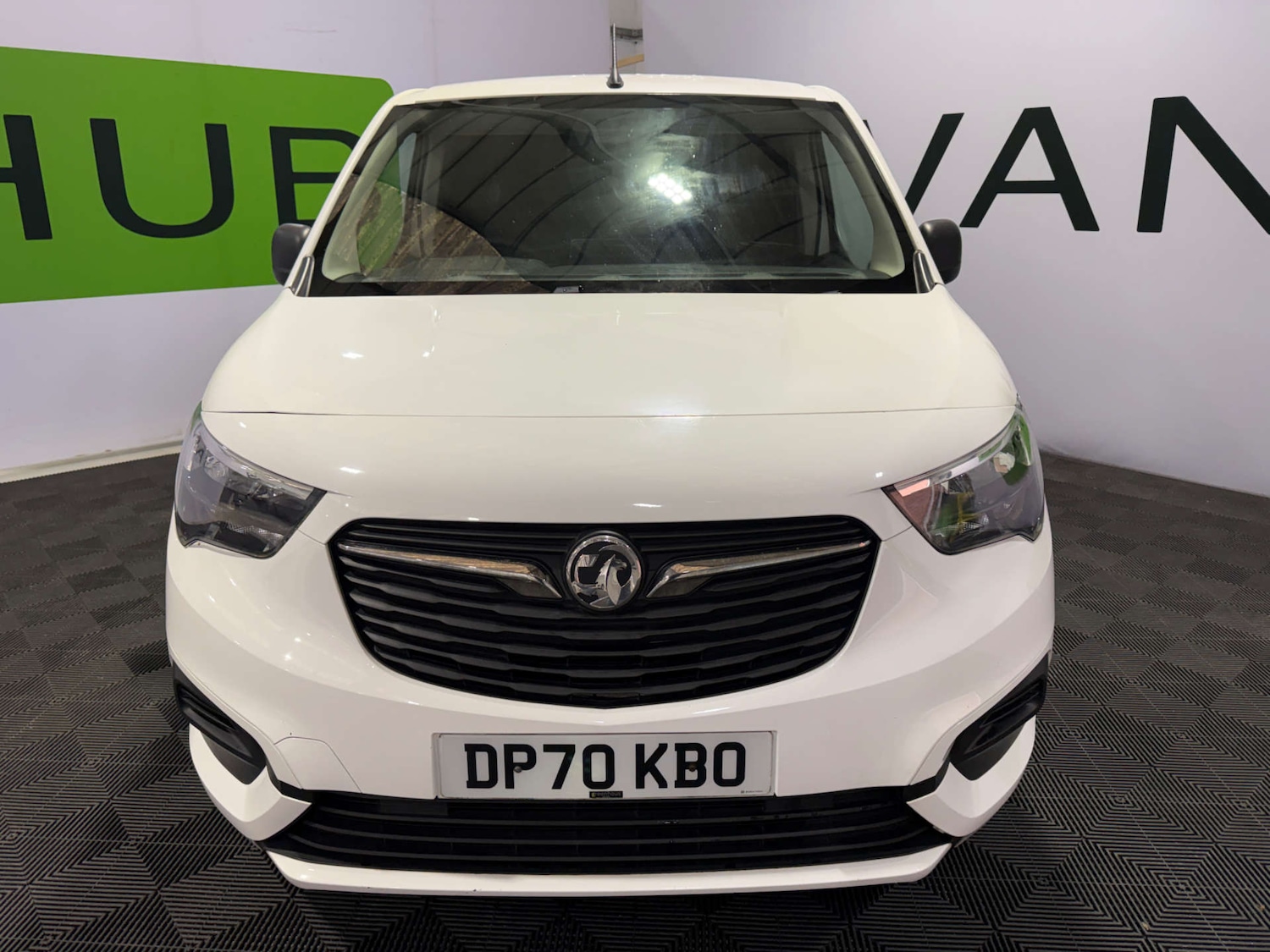 Used Vauxhall Combo 2020 for sale - 76878098: Photo 2