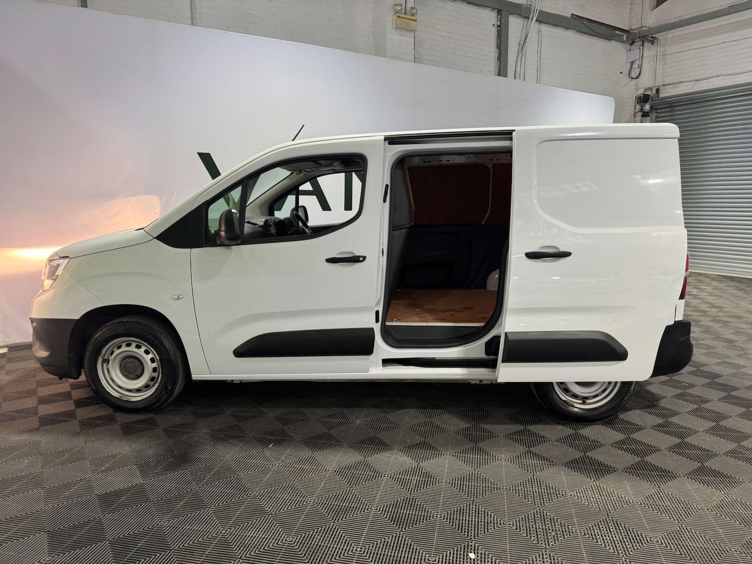 Used Vauxhall Combo 2022 for sale - 77802735: Photo 7