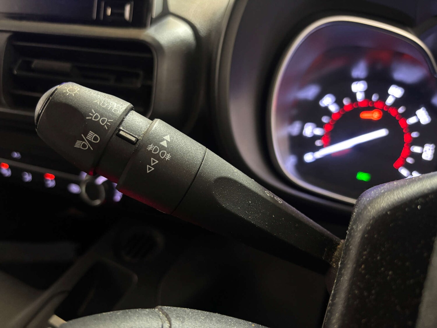 Used Citroen Berlingo 2022 for sale - 76601472: Photo 8