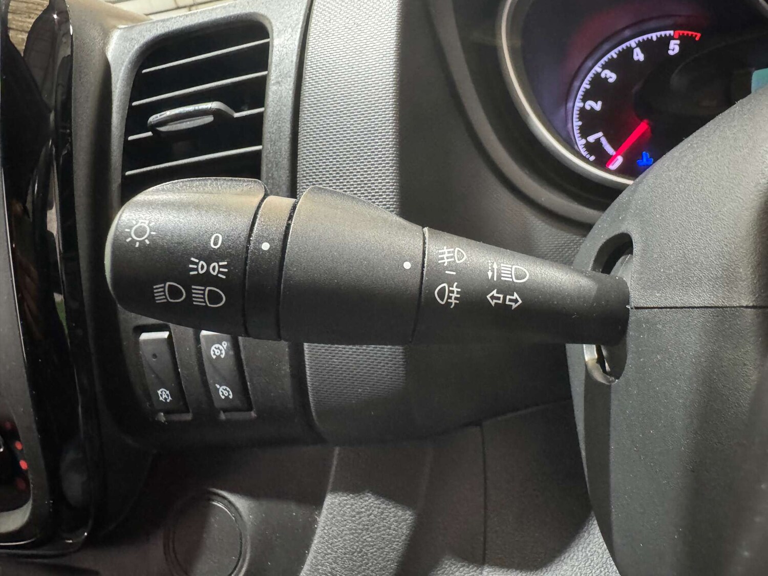 Used Vauxhall Vivaro 2018 for sale - 75920626: Photo 19