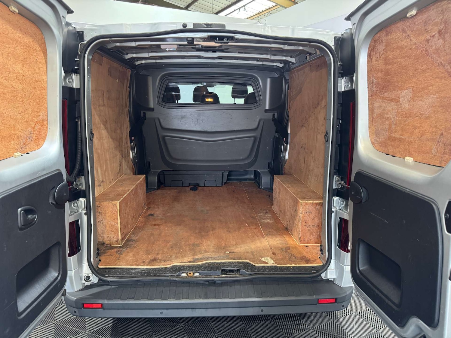 Used Vauxhall Vivaro 2018 for sale - 75920626: Photo 28