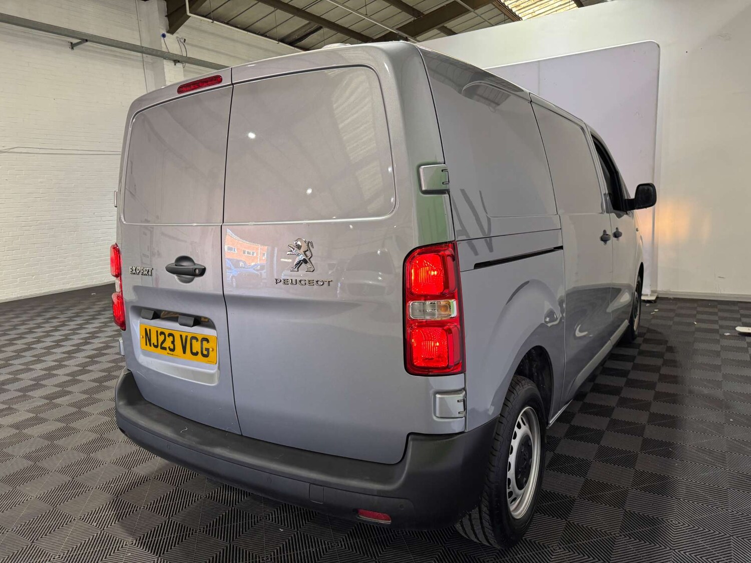 Used Peugeot Expert 2023 for sale - 75777868: Photo 31