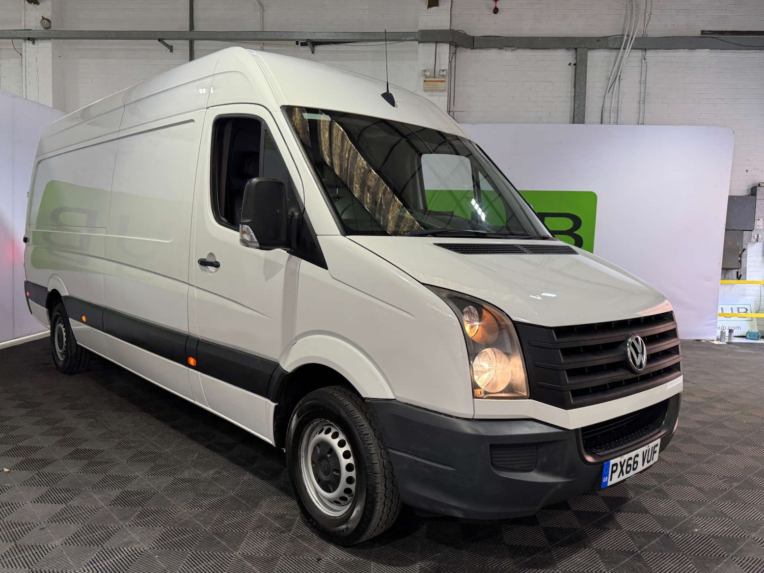 Used Volkswagen Crafter 2016 for sale - 77542660: Photo 1