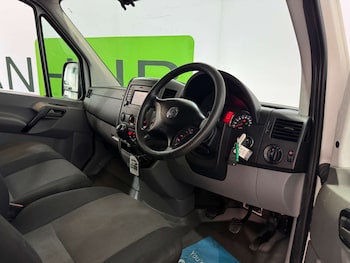 Used Volkswagen Crafter 2016 for sale - 77542660: Photo