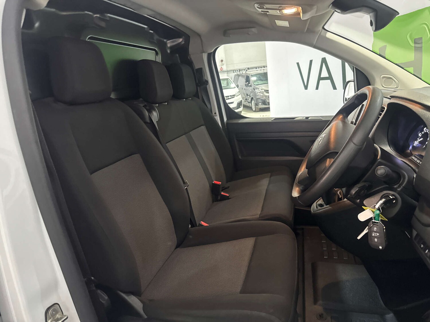 Used Citroen Dispatch 2023 for sale - 78068247: Photo 11