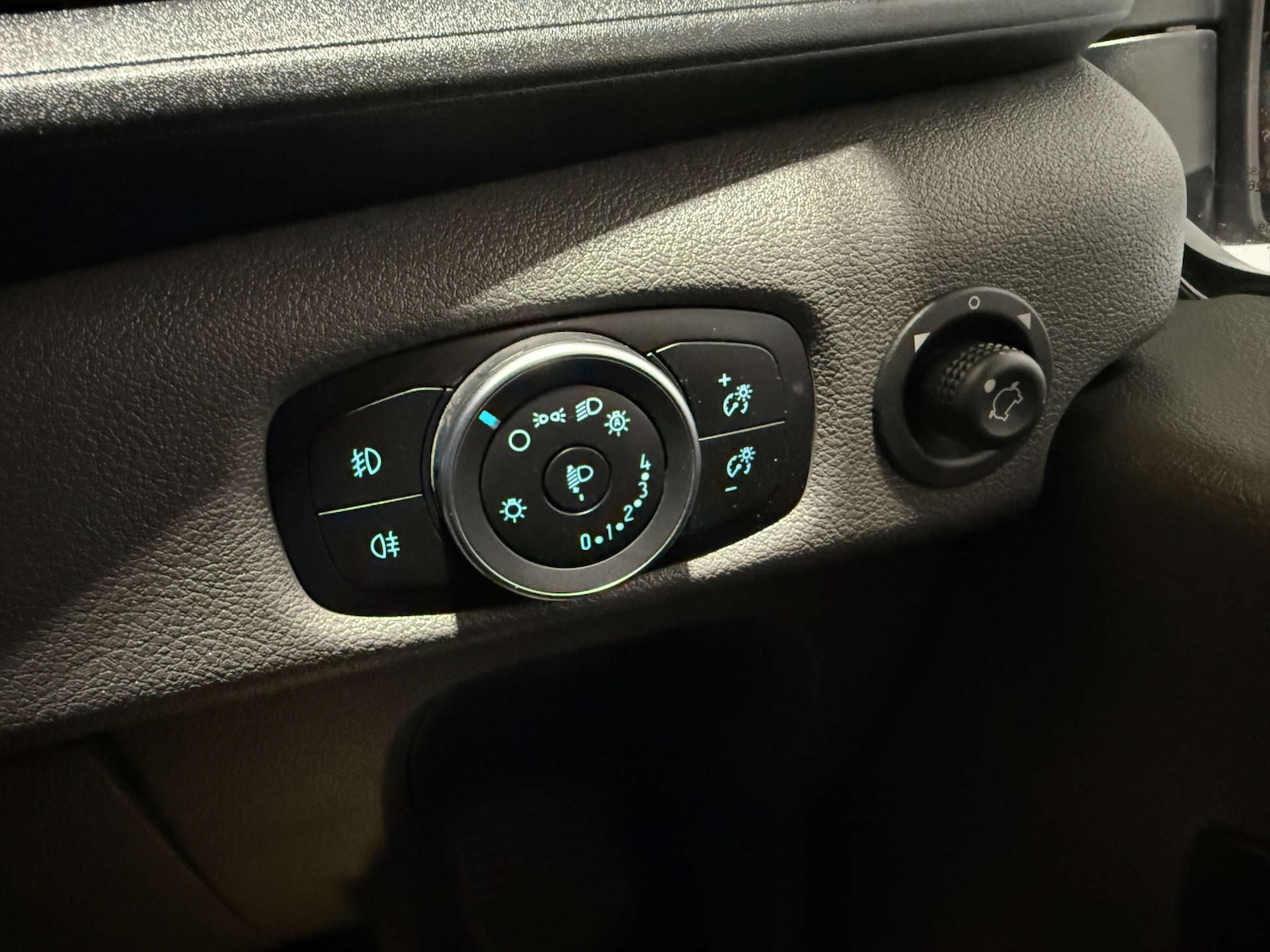 Used Ford Transit 2024 for sale - 76971069: Photo 13