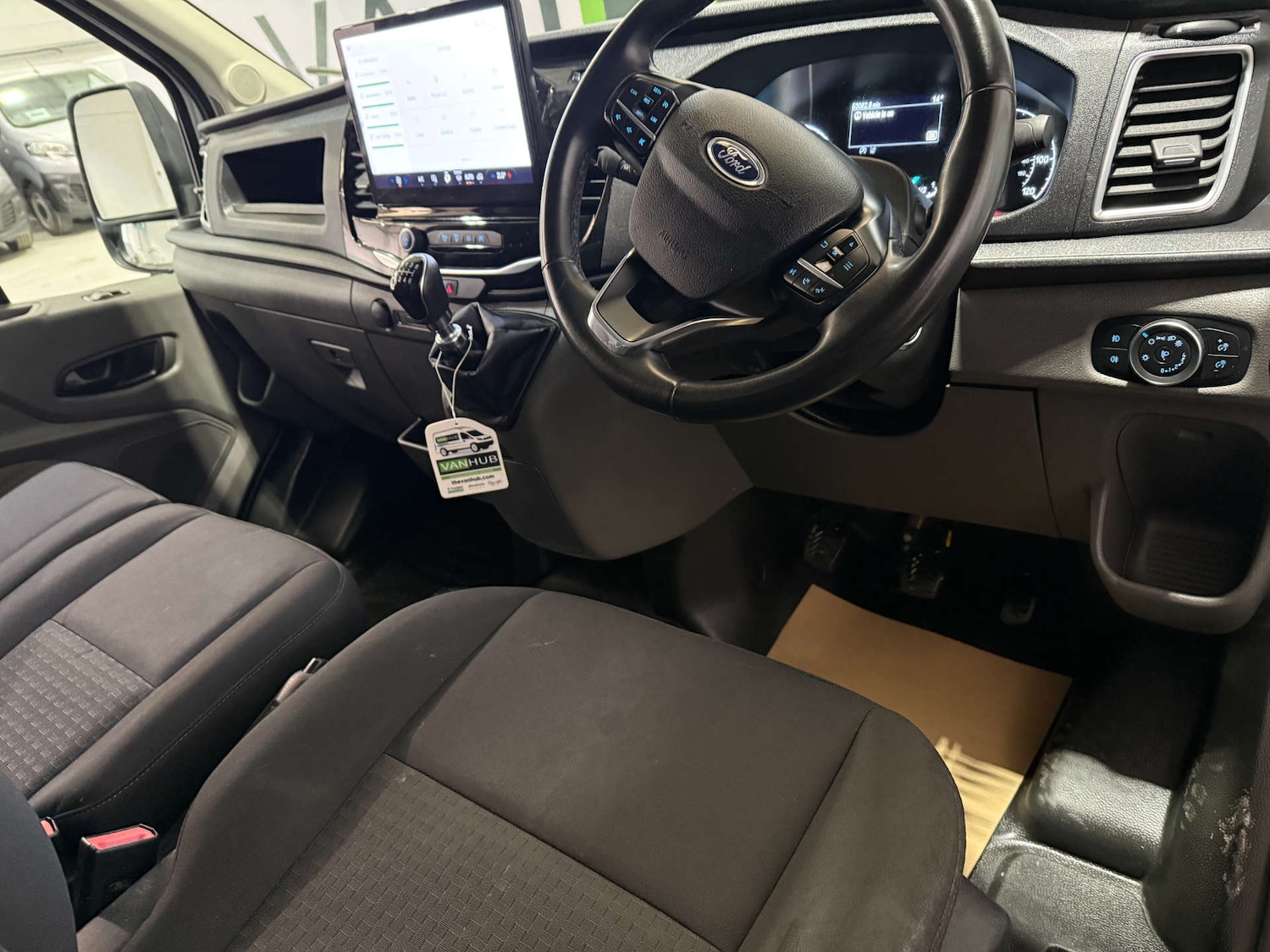 Used Ford Transit 2024 for sale - 76971069: Photo 2