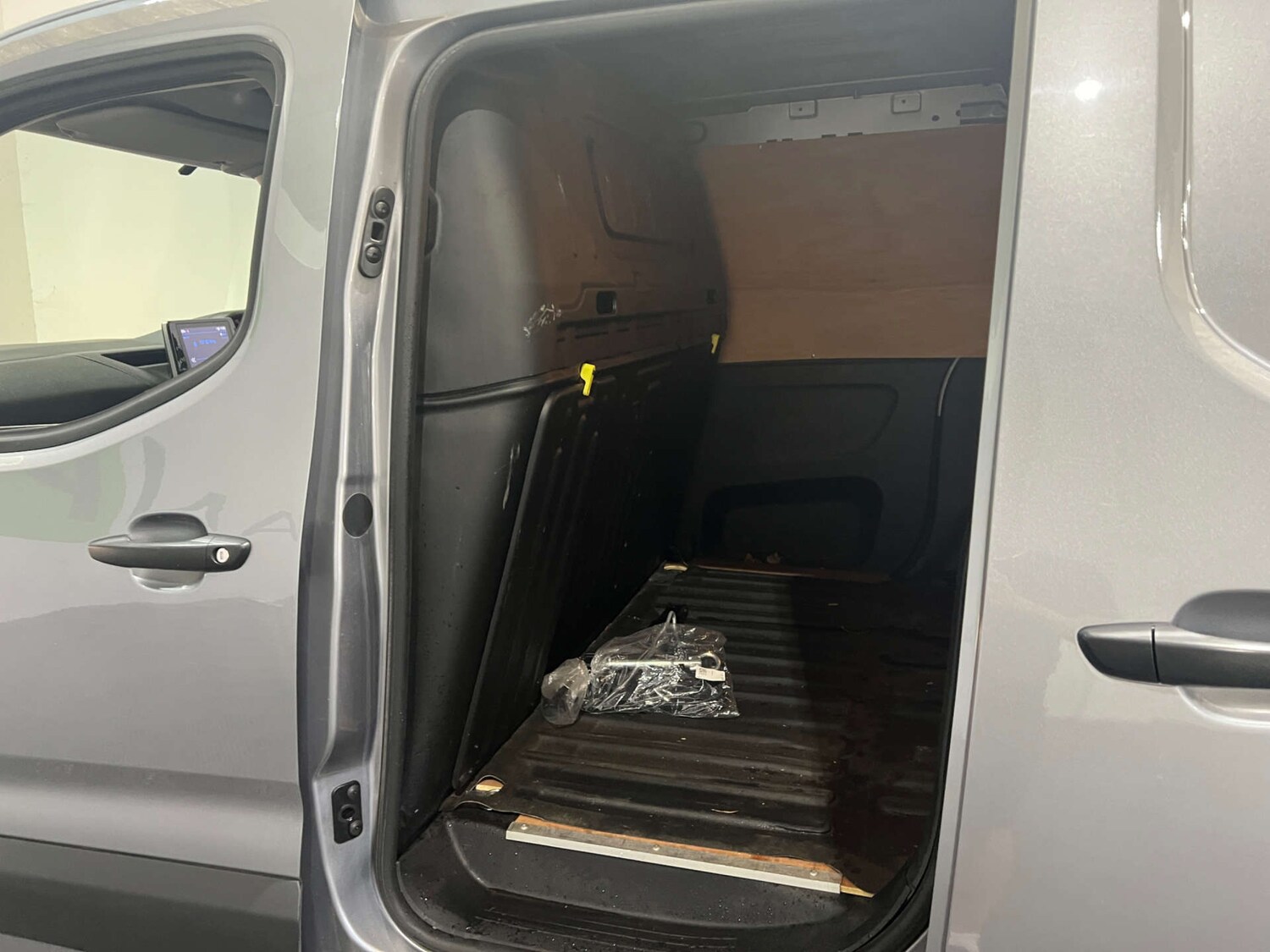 Used Peugeot Partner 2022 for sale - 76601962: Photo 12