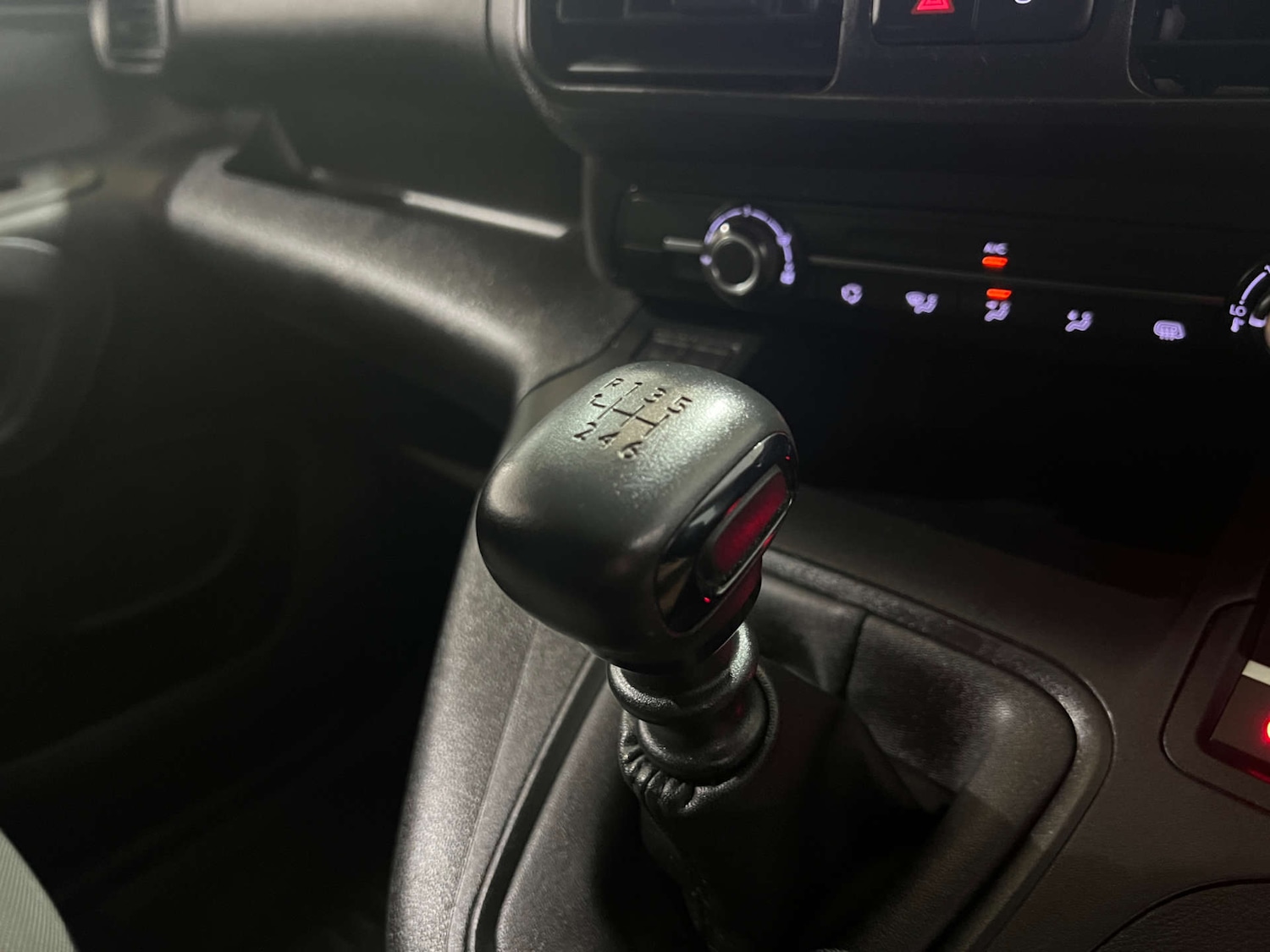 Used Peugeot Partner 2022 for sale - 76601962: Photo 22