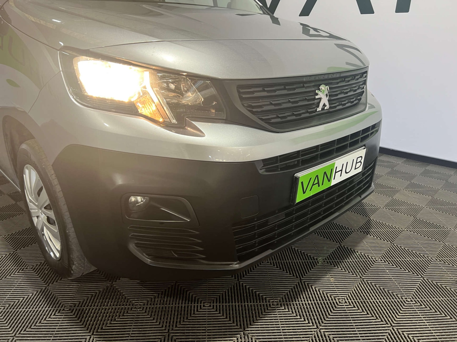 Used Peugeot Partner 2022 for sale - 76601962: Photo 4