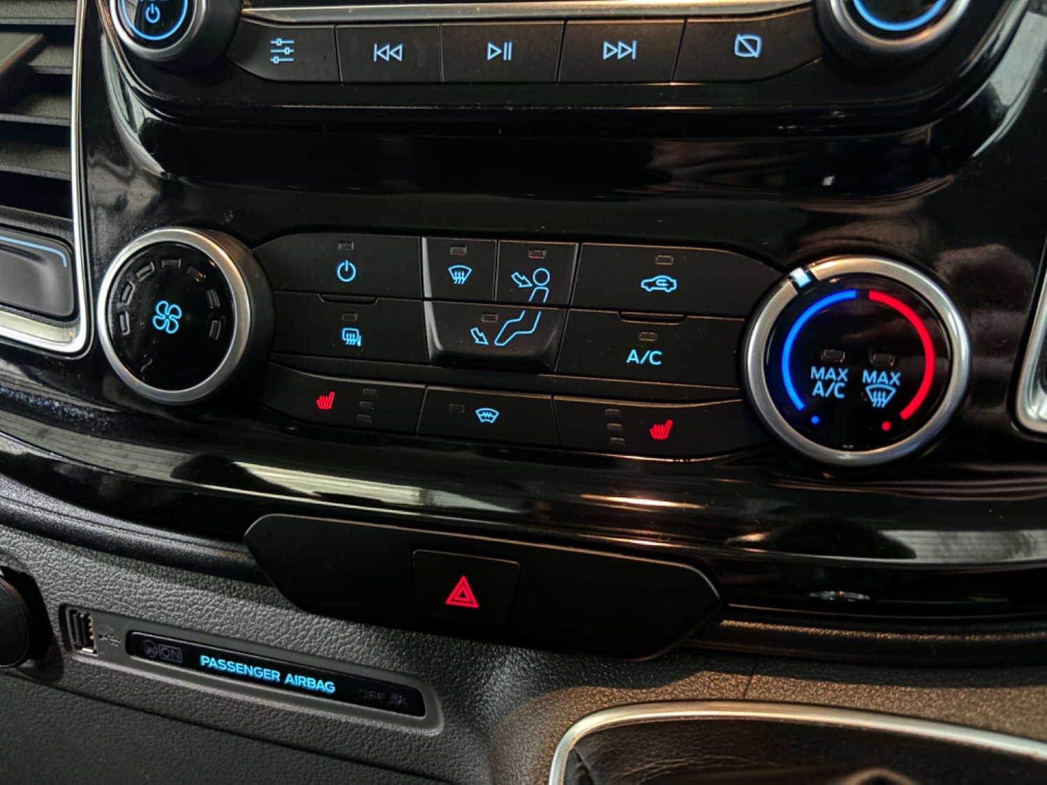 Used Ford Transit Custom 2023 for sale - 77104174: Photo 17