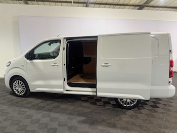 Used Vauxhall Vivaro 2023 for sale - 75192081: Photo