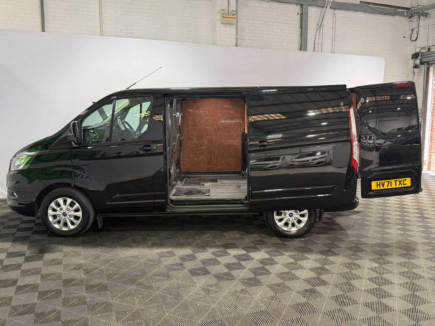 Used Ford Transit Custom 2021 for sale - 76642925: Photo 9