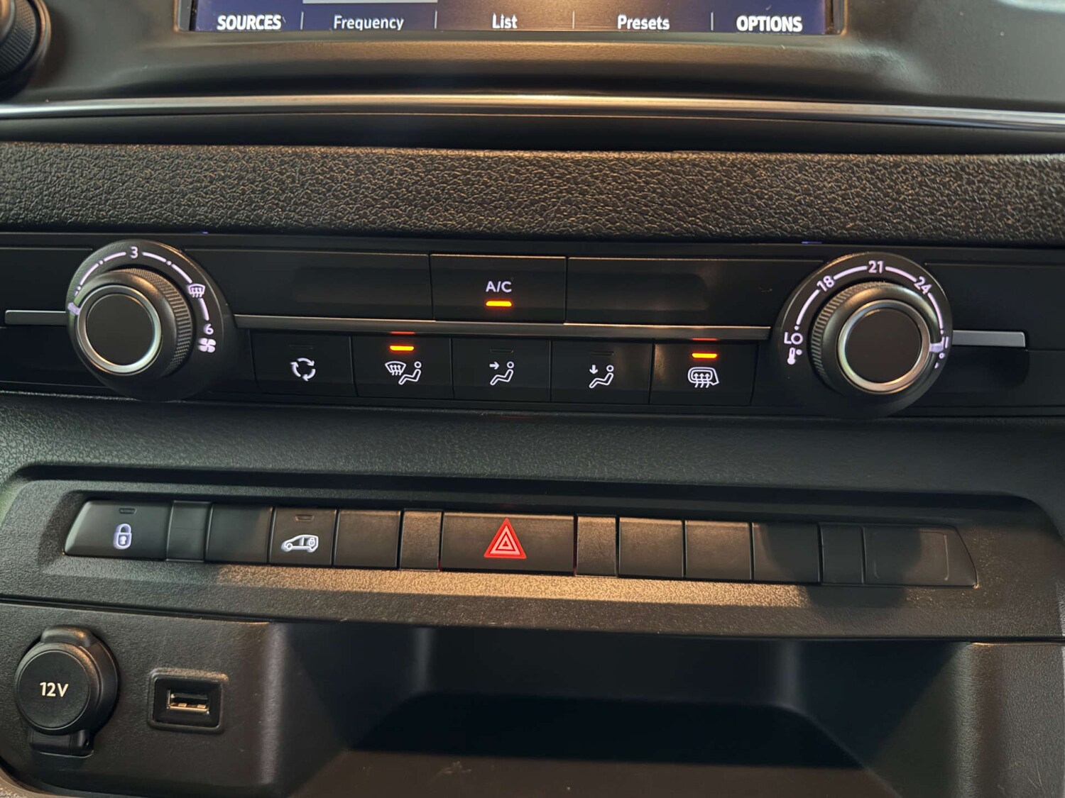 Used Vauxhall Vivaro 2021 for sale - 76863445: Photo 25