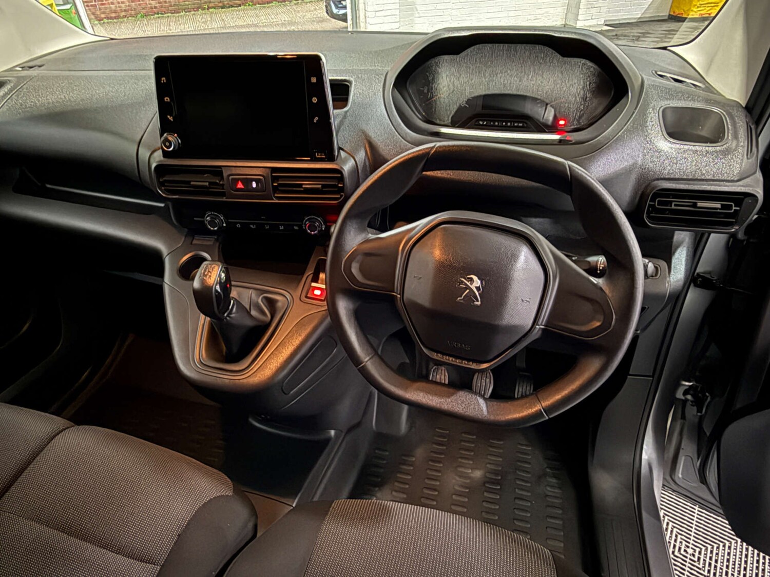 Used Peugeot Partner 2021 for sale - 76601547: Photo 33